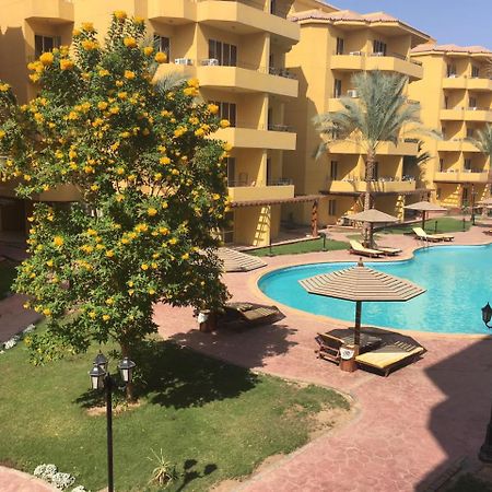 Pool View Apartment At British Resort - Unit 02 Hurghada Exterior foto